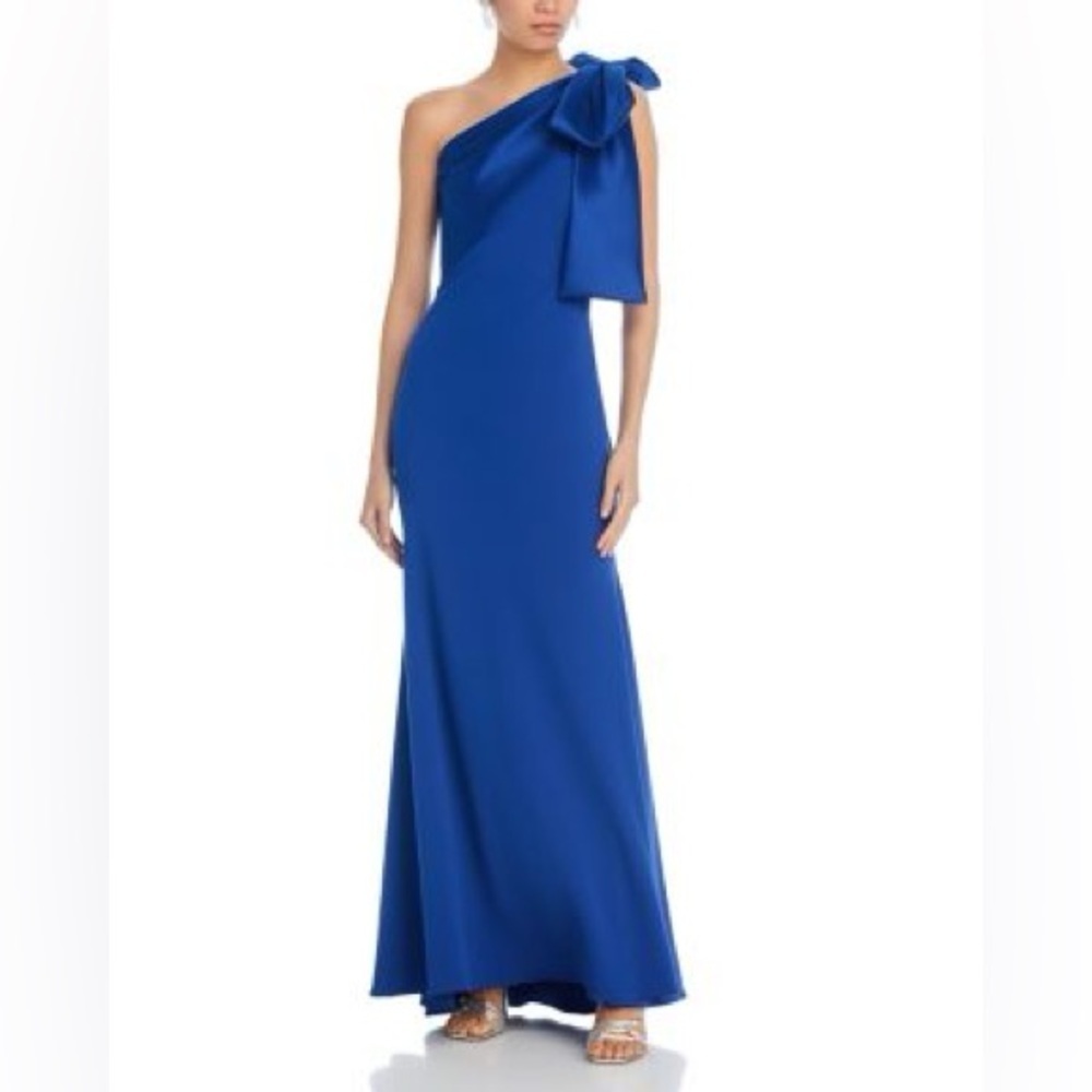 AQUA
Long Satin Bow Maxi Dress